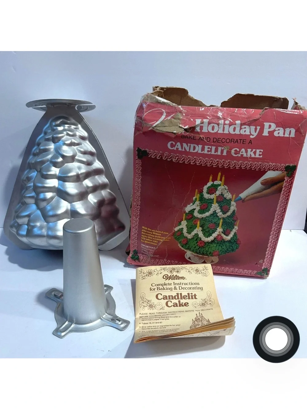 Wilton Christmas Tree Cake Mold Kit Instructions included Vintage
